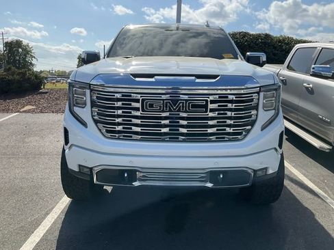Used 2022 GMC Sierra 1500 Denali w/ Denali Reserve Package image 2