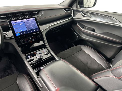 Used 2022 Jeep Grand Cherokee Trailhawk image 24