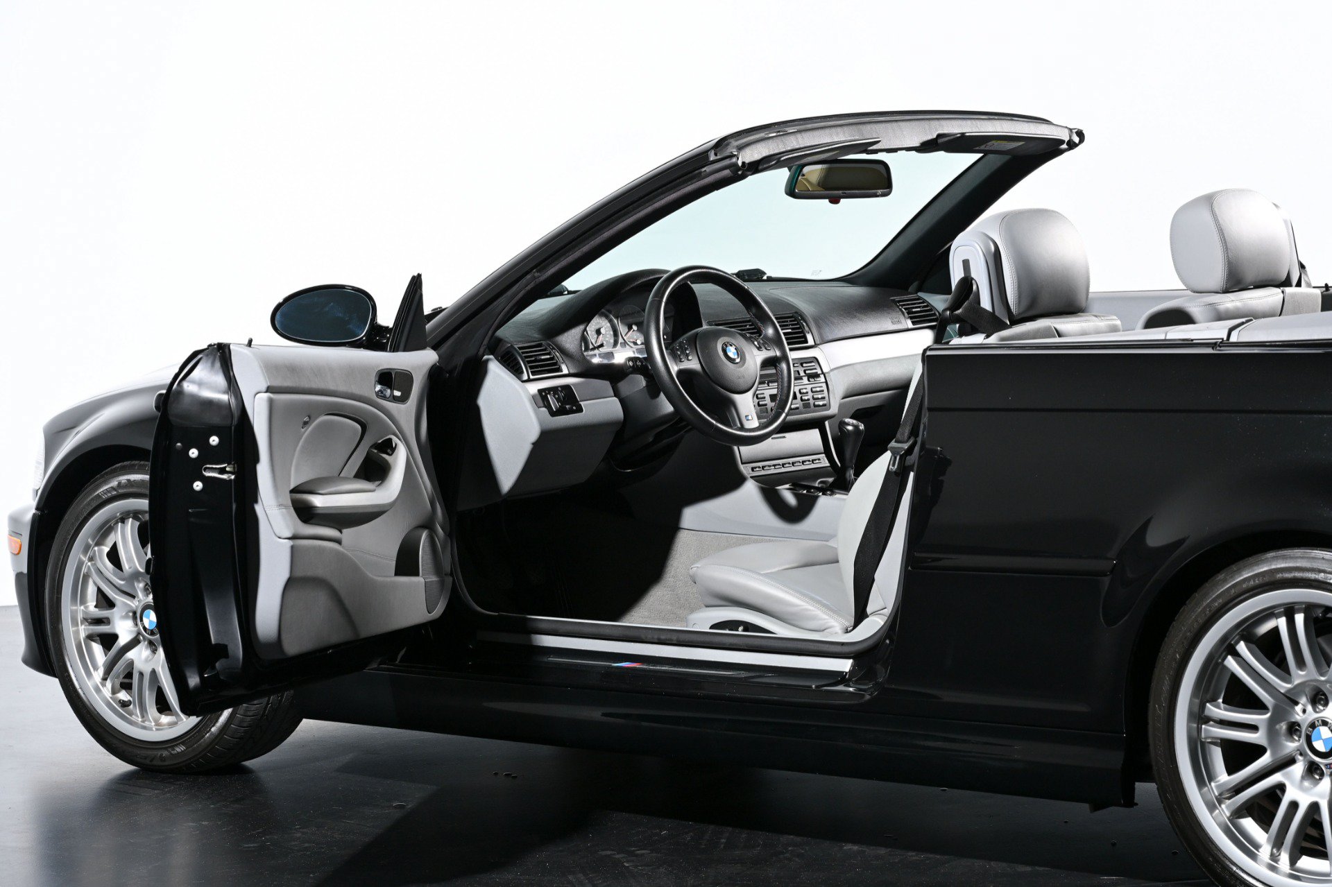Used 2005 BMW M3 Convertible RWD image 10