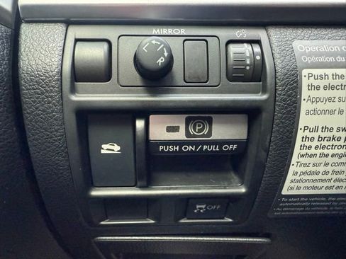 Used 2010 Subaru Outback 2.5i Premium image 11