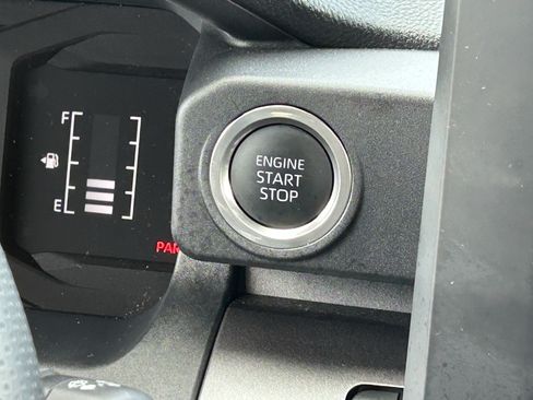 Certified 2026 Toyota 4Runner SR5 AWD/4WD image 21