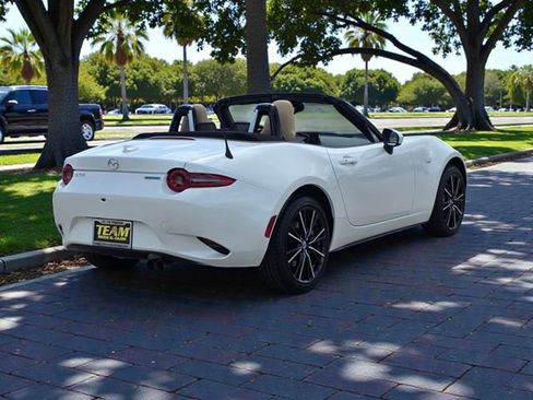 New 2026 MAZDA MX-5 Miata Grand Touring RWD image 5
