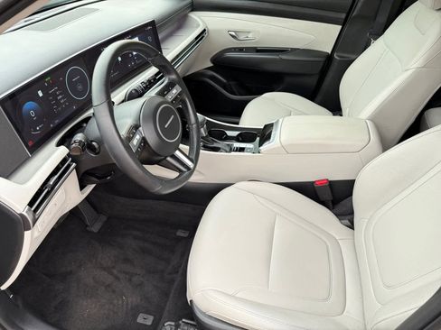 Certified 2025 Hyundai Tucson SEL image 10