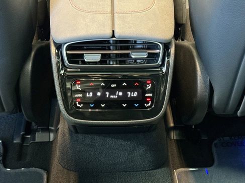 Used 2023 Mercedes-Benz EQS 580 4MATIC Sedan image 24