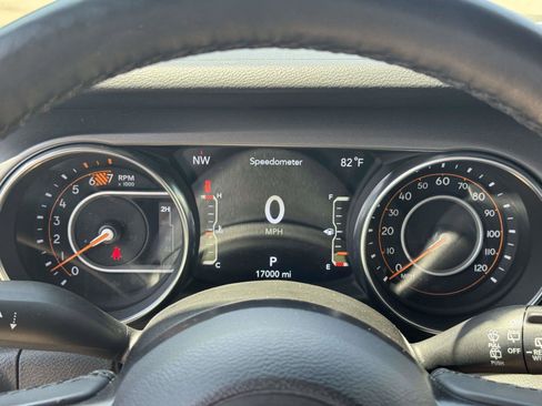 Used 2023 Jeep Wrangler Unlimited Sport w/ Sun And Sound Package AWD/4WD image 22