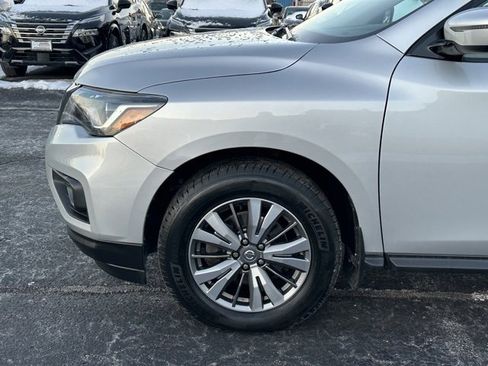 Used 2020 Nissan Pathfinder S image 7