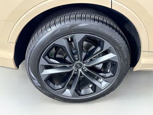 Certified 2025 Audi Q7 3.0T Premium Plus w/ Premium Plus Package image 32