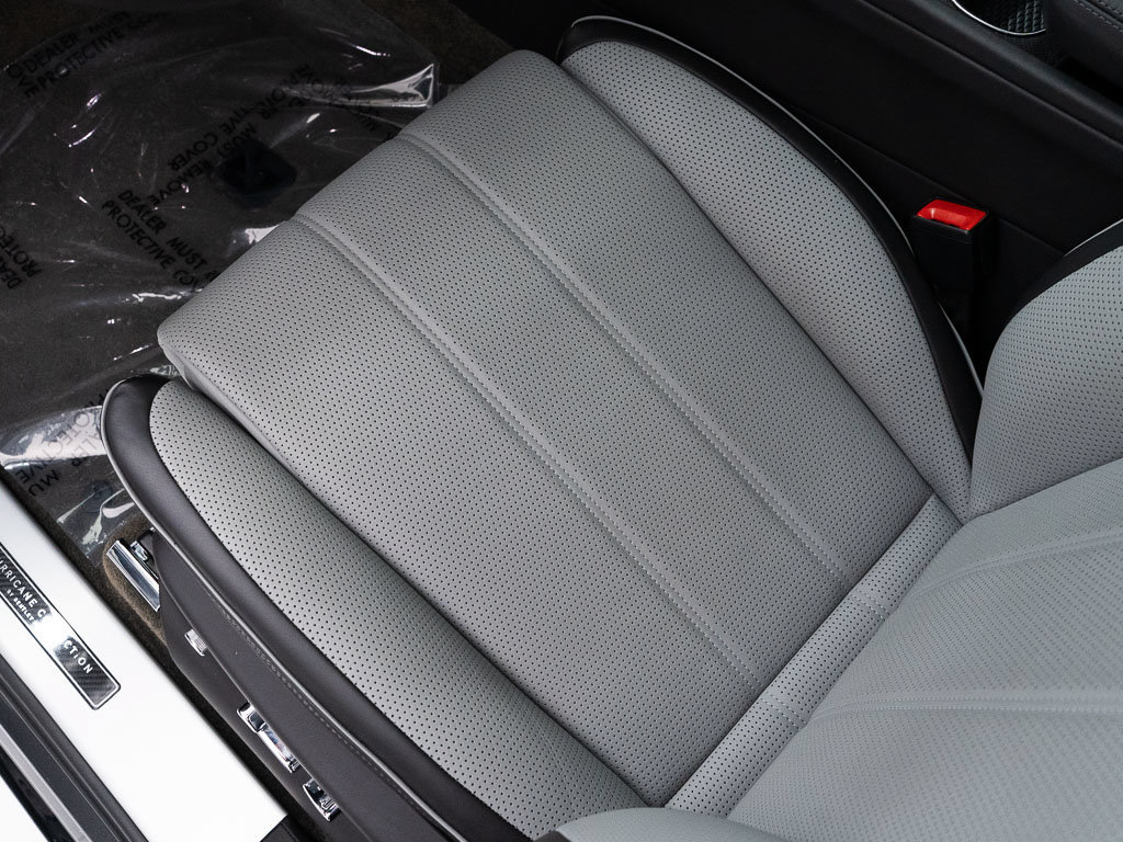 Certified 2022 Bentley Bentayga AWD/4WD image 19