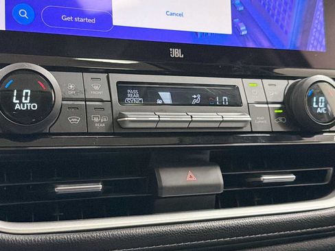 Certified 2024 Toyota Grand Highlander AWD image 21