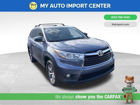 Used 2015 Toyota Highlander XLE AWD/4WD image 1