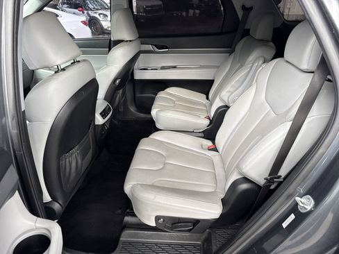 Used 2022 Hyundai Palisade SEL w/ Premium Package image 7