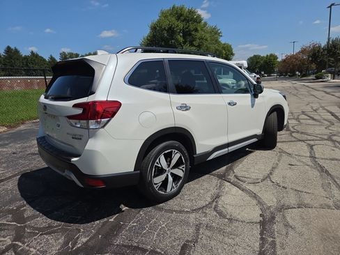 Used 2019 Subaru Forester Touring w/ Popular Package #3 AWD/4WD image 9