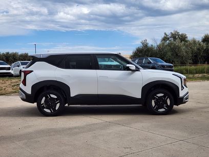 New 2027 Kia Seltos LX