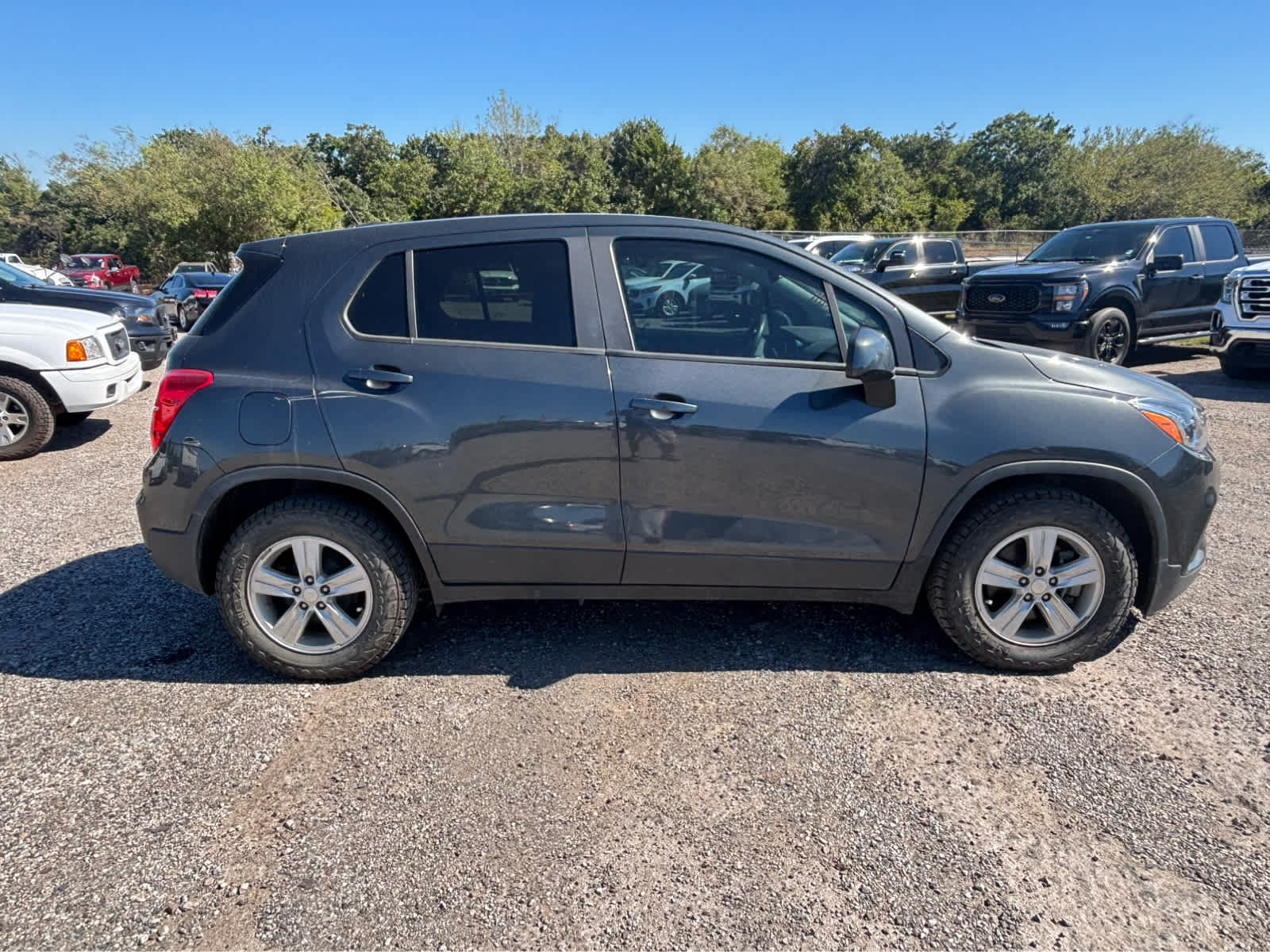 Used 2020 Chevrolet Trax LS w/ Tint and Cruise Package FWD image 8