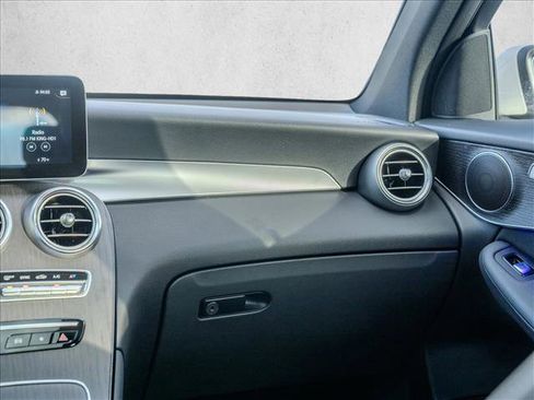 Certified 2022 Mercedes-Benz GLC 300 4MATIC image 22