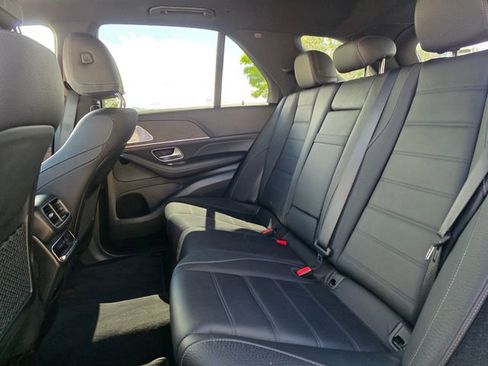 Used 2021 Mercedes-Benz GLE 450 4MATIC image 14