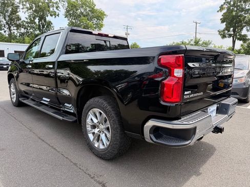 Used 2019 Chevrolet Silverado 1500 LTZ w/ LTZ Premium Package AWD/4WD image 6