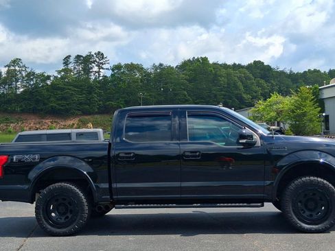 Used 2020 Ford F150 Lariat w/ Equipment Group 502A Luxury AWD/4WD image 6
