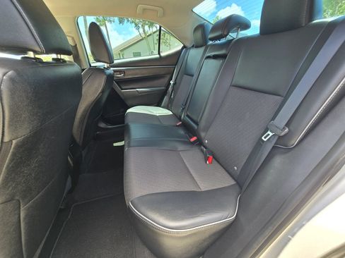 Used 2015 Toyota Corolla S FWD image 28