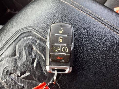 Used 2020 RAM 1500 Laramie w/ Sport Appearance Package image 11