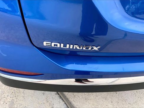 Used 2019 Chevrolet Equinox LT w/ Lights and Bright Package FWD image 30