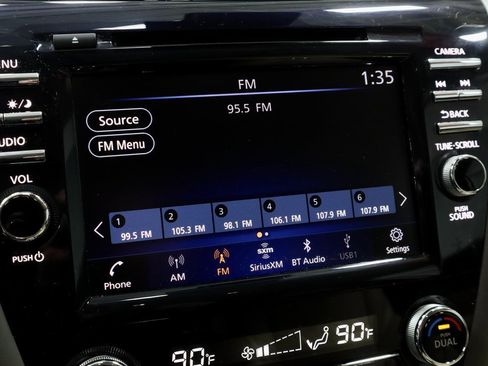 Certified 2024 Nissan Murano SL image 3