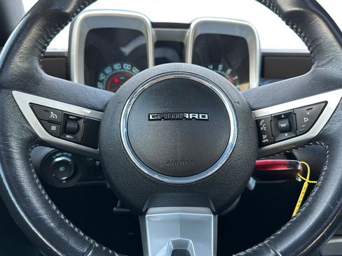 Used 2011 Chevrolet Camaro SS image 31