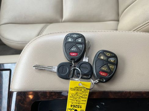 Used 2013 GMC Yukon Denali image 33