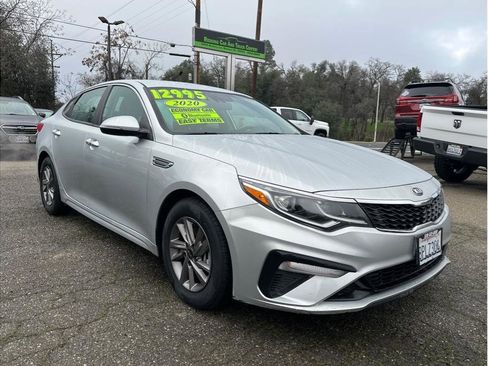 Used 2020 Kia Optima LX image 1