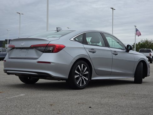 Used 2023 Honda Civic EX image 16