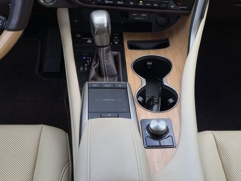 Used 2020 Lexus RX 350L FWD w/ Premium Package image 15