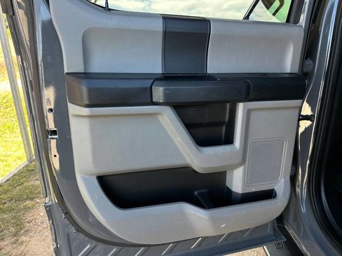 Used 2018 Ford F150 XL w/ Equipment Group 101A Mid AWD/4WD image 16