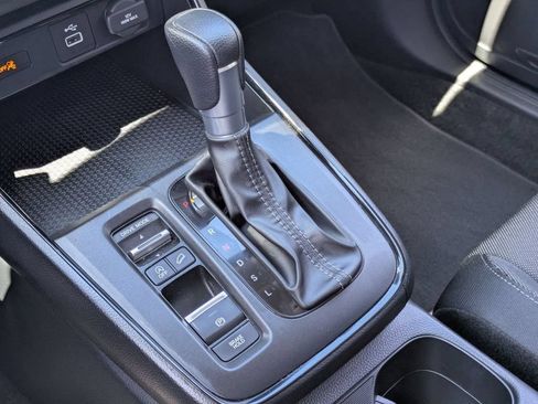 Used 2025 Honda CR-V LX image 23