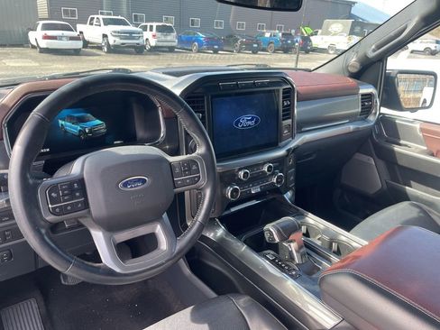 Used 2022 Ford F150 Lariat w/ Max Trailer Tow Package image 14