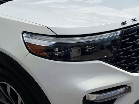 Used 2023 Ford Explorer ST-Line w/ Class IV Trailer Tow Package RWD image 34