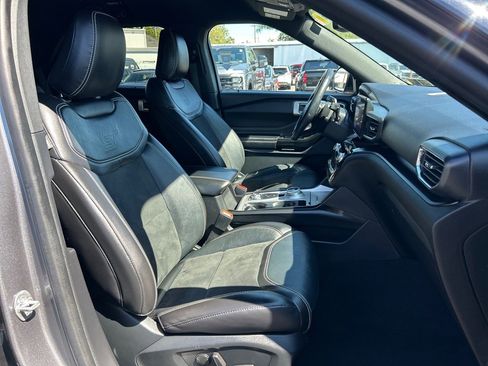 Used 2022 Ford Explorer ST image 20