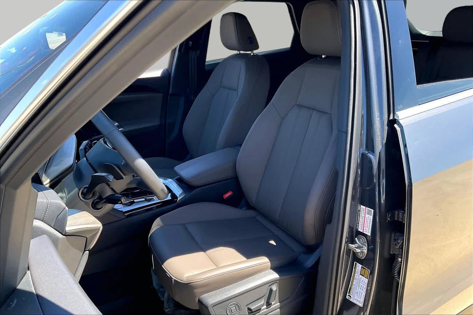 Used 2026 Audi Q5 Premium AWD/4WD image 8
