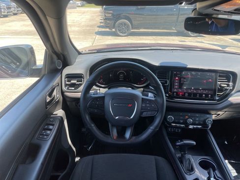 Used 2025 Dodge Durango GT RWD image 10