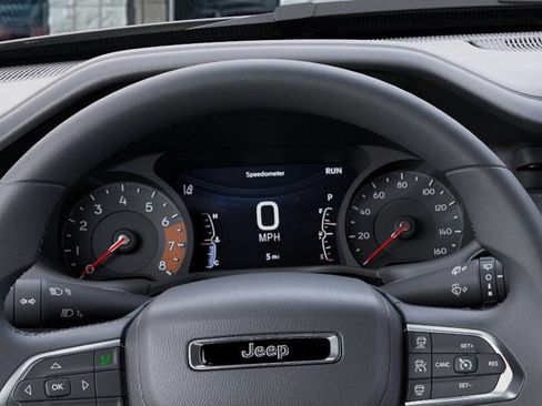 Used 2026 Jeep Compass Limited AWD/4WD image 17