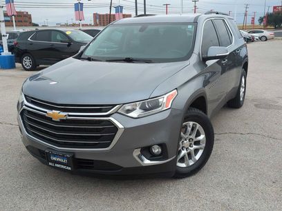 Used 2021 Chevrolet Traverse LT