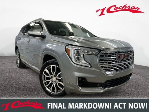 Certified 2023 GMC Terrain Denali w/ LPO, Floor Liner Package AWD/4WD image 1