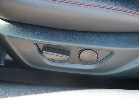 Used 2022 Ford Mustang GT Premium w/ Equipment Group 401A image 16