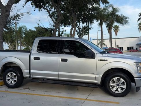 Used 2017 Ford F150 XLT RWD image 5