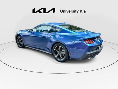 Used 2024 Ford Mustang Coupe RWD image 6