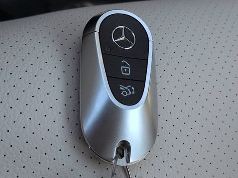 Certified 2026 Mercedes-Benz C 300 Sedan image 29