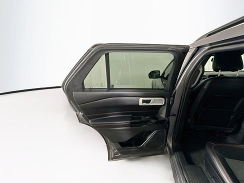 Used 2022 Ford Explorer ST-Line AWD/4WD image 26