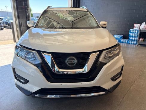 Used 2018 Nissan Rogue SL AWD/4WD image 2