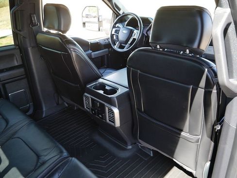 Used 2020 Ford F250 Platinum w/ FX4 Off-Road Package image 59