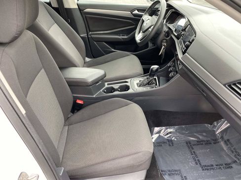 Used 2019 Volkswagen Jetta S FWD image 19