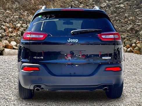 Used 2014 Jeep Cherokee Latitude w/ Cold Weather Group AWD/4WD image 4